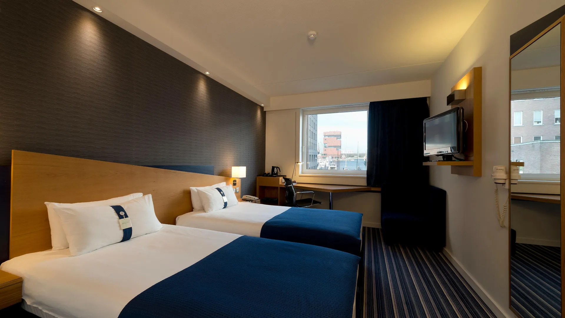 Hotel Holiday Inn Express Antwerpen City North By Ihg